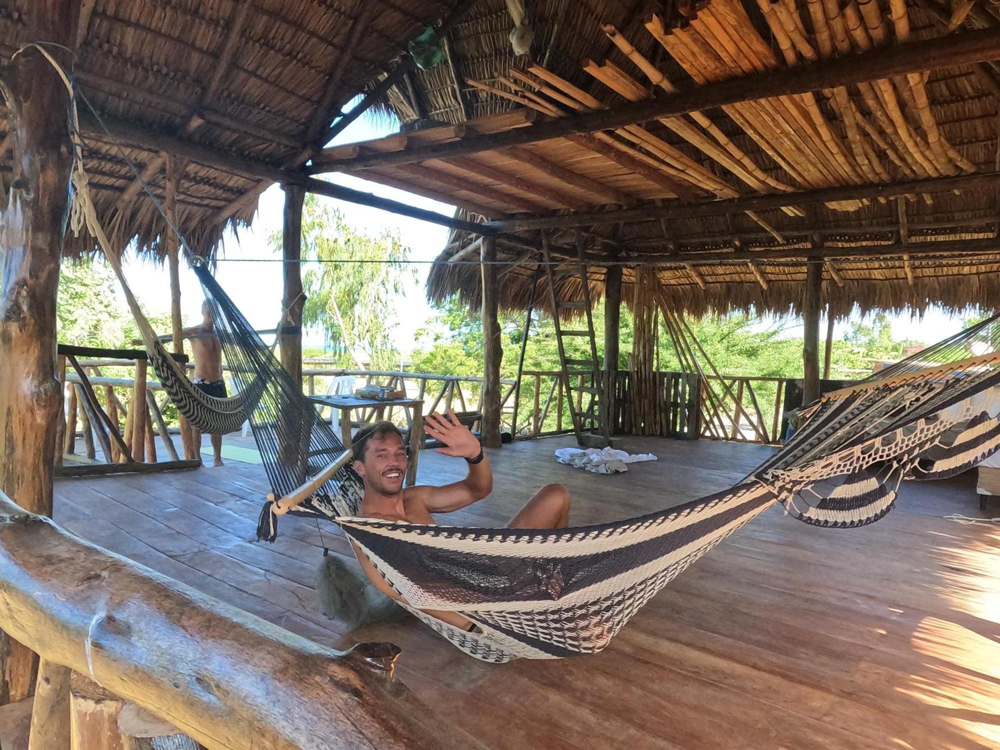 Palapa Hostel Transito المظهر الخارجي الصورة